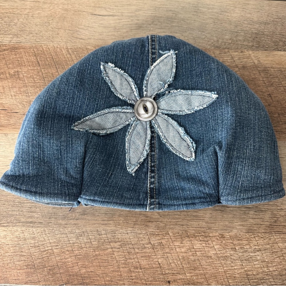 Upcycled Reversible Denim Hat Beanie Toque TNA Flower Appliqué One Of A Kind - Picture 9 of 13